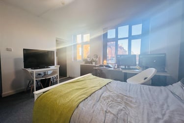 1 bed flat, Sherwin Road, Lenton, Nottingham, NG71SA - Image 3